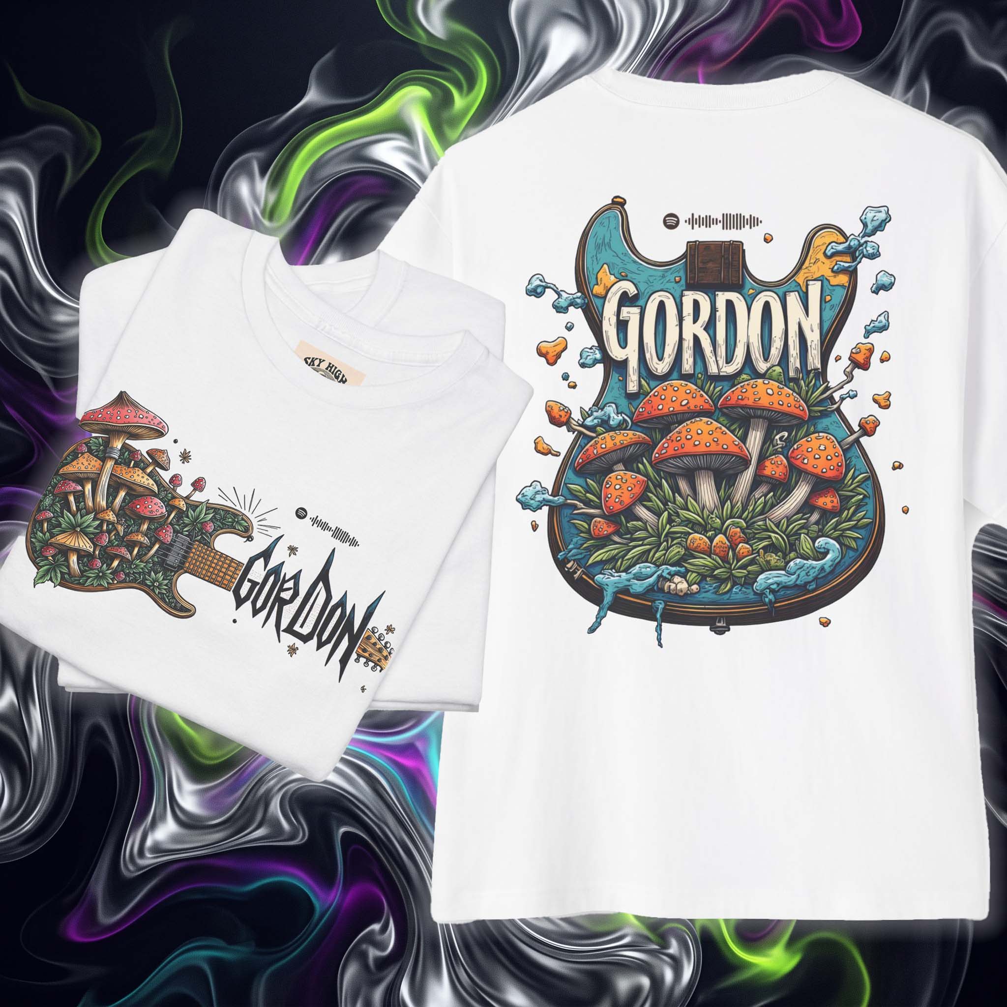 חולצת GORDON לבנה עם גיטרה תכולה ופטריות כתומות
